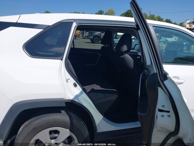 Продаж на аукціоні авто 2022 Toyota Rav4 Le, vin: 2T3H1RFV1NW195603, номер лоту: 46125978