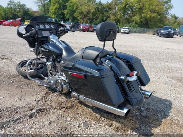 46125984 :رقم المزاد ، 1HD1KBC12JB673178 vin ، 2018 Harley-davidson Flhx Street Glide مزاد بيع