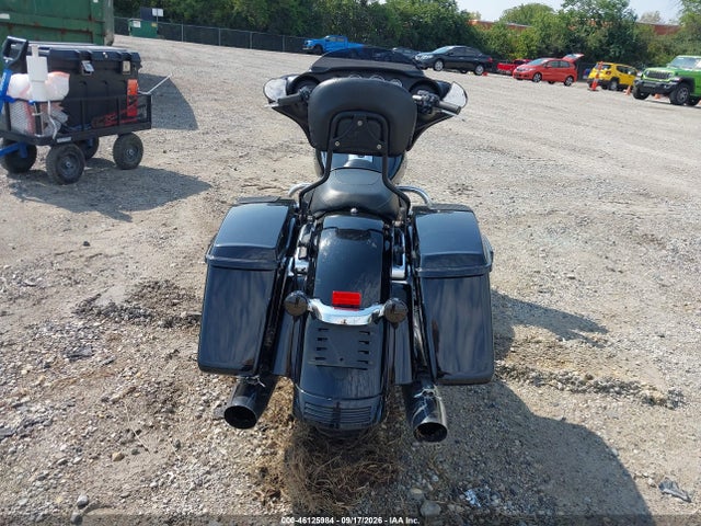 46125984 :رقم المزاد ، 1HD1KBC12JB673178 vin ، 2018 Harley-davidson Flhx Street Glide مزاد بيع