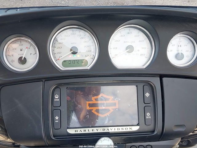 46125984 :رقم المزاد ، 1HD1KBC12JB673178 vin ، 2018 Harley-davidson Flhx Street Glide مزاد بيع
