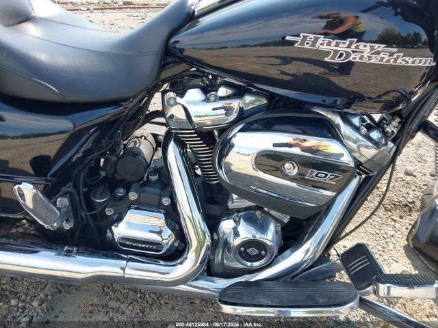 46125984 :رقم المزاد ، 1HD1KBC12JB673178 vin ، 2018 Harley-davidson Flhx Street Glide مزاد بيع