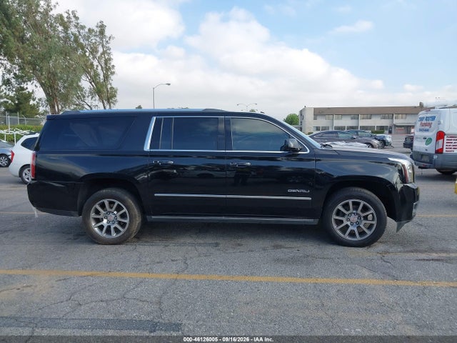 46126005 :رقم المزاد ، 1GKS2HKJ7HR393840 vin ، 2017 Gmc Yukon Xl Denali مزاد بيع