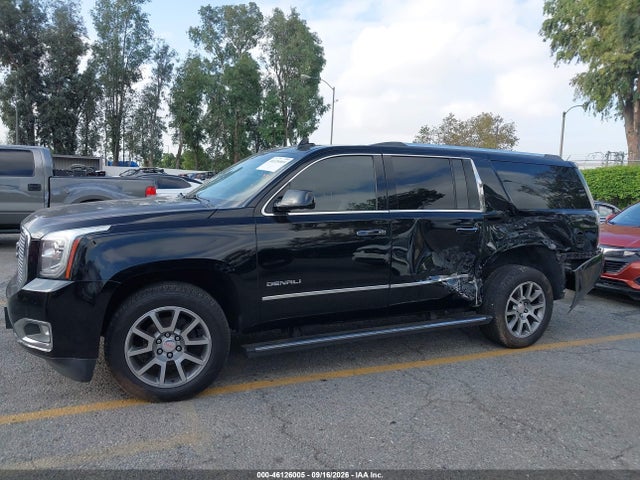 46126005 :رقم المزاد ، 1GKS2HKJ7HR393840 vin ، 2017 Gmc Yukon Xl Denali مزاد بيع