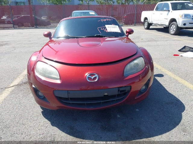 46126027 :رقم المزاد ، JM1NC2JF2B0216401 vin ، 2011 Mazda Mx-5 Miata Sport مزاد بيع