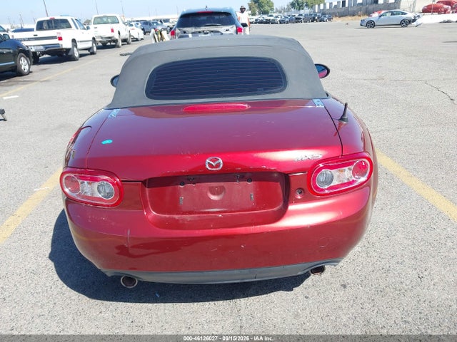 46126027 :رقم المزاد ، JM1NC2JF2B0216401 vin ، 2011 Mazda Mx-5 Miata Sport مزاد بيع