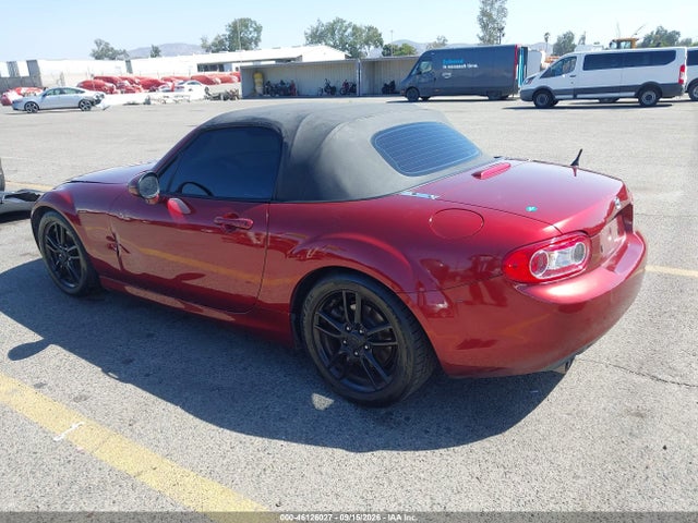 46126027 :رقم المزاد ، JM1NC2JF2B0216401 vin ، 2011 Mazda Mx-5 Miata Sport مزاد بيع