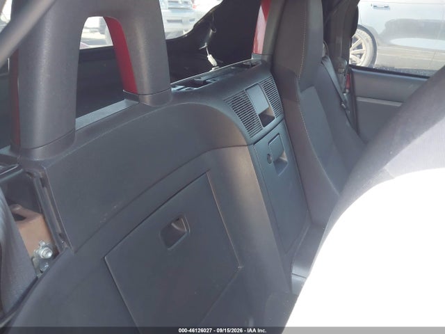 46126027 :رقم المزاد ، JM1NC2JF2B0216401 vin ، 2011 Mazda Mx-5 Miata Sport مزاد بيع