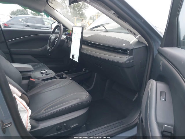 2024 Ford Mustang Mach-e Premium მანქანა იყიდება აუქციონზე, vin: 3FMTK3R72RMA01911, აუქციონის ნომერი: 46126030