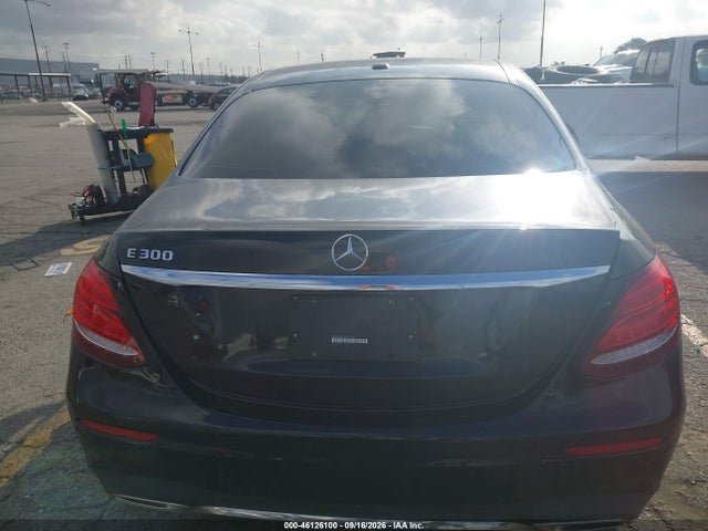 Продажа на аукционе авто 2017 Mercedes-benz E 300, vin: WDDZF4JB3HA036502, номер лота: 46126100