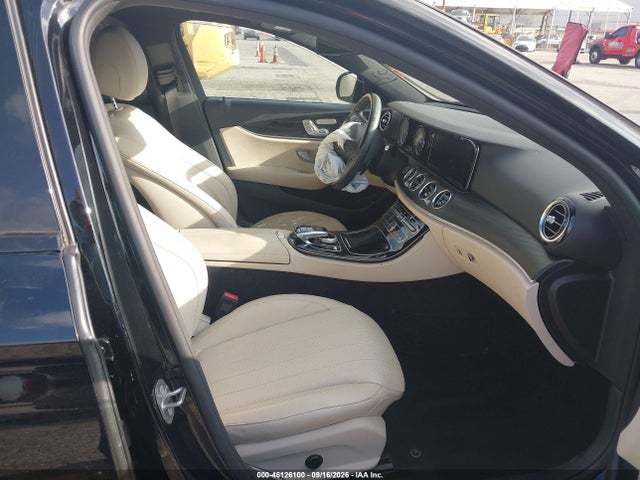 Продажа на аукционе авто 2017 Mercedes-benz E 300, vin: WDDZF4JB3HA036502, номер лота: 46126100