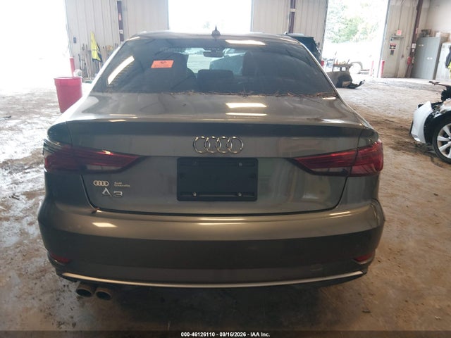 2018 Audi A3 2.0t Premium მანქანა იყიდება აუქციონზე, vin: WAUAUGFF2J1029327, აუქციონის ნომერი: 46126110