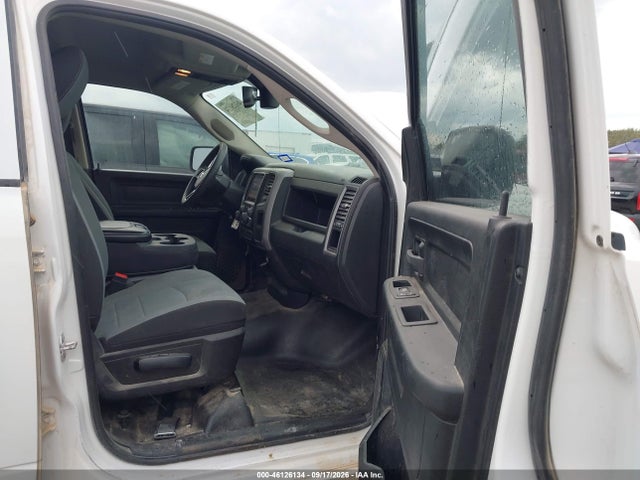 Продажа на аукционе авто 2022 Ram 1500 Classic Tradesman  4x4 6'4 Box, vin: 1C6RR7FG1NS244916, номер лота: 46126134