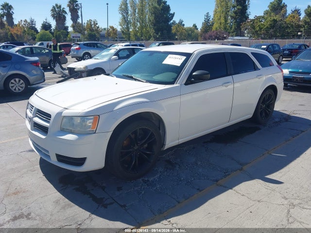 46126143 :رقم المزاد ، 2D4FV47T68H111889 vin ، 2008 Dodge Magnum مزاد بيع