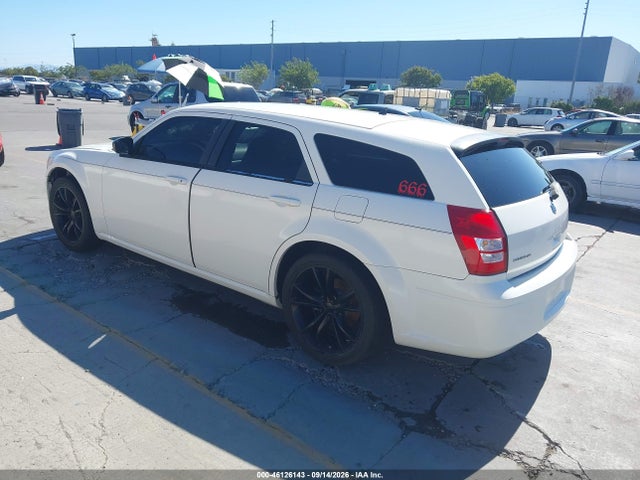 46126143 :رقم المزاد ، 2D4FV47T68H111889 vin ، 2008 Dodge Magnum مزاد بيع