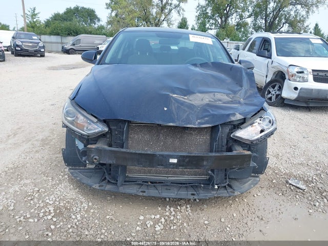2018 Hyundai Elantra Sel მანქანა იყიდება აუქციონზე, vin: KMHD84LF0JU493265, აუქციონის ნომერი: 46126175