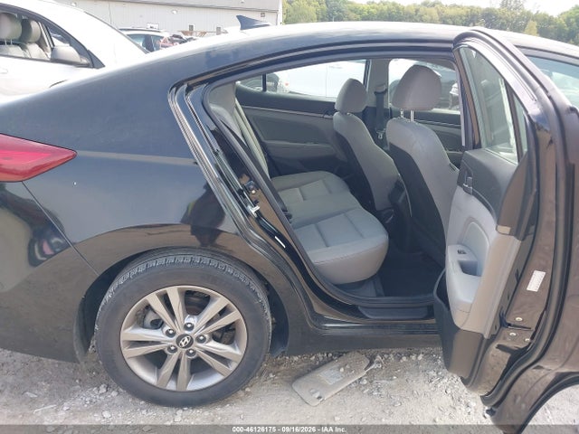 2018 Hyundai Elantra Sel მანქანა იყიდება აუქციონზე, vin: KMHD84LF0JU493265, აუქციონის ნომერი: 46126175