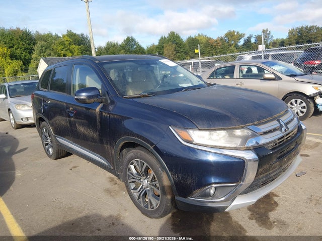 Продажа на аукционе авто 2016 Mitsubishi Outlander Se/sel, vin: JA4AD3A36GZ012124, номер лота: 46126180