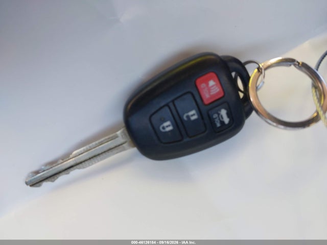 Продажа на аукционе авто 2014 Toyota Corolla Le Plus, vin: 5YFBURHE4EP010108, номер лота: 46126184