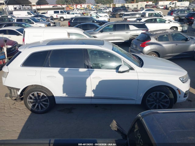 Продажа на аукционе авто 2017 Audi Q7 3.0t Premium, vin: WA1LAAF73HD000593, номер лота: 46126202