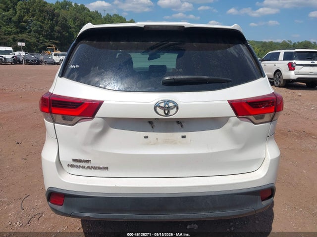 Продажа на аукционе авто 2018 Toyota Highlander Le, vin: 5TDZZRFH8JS257503, номер лота: 46126271