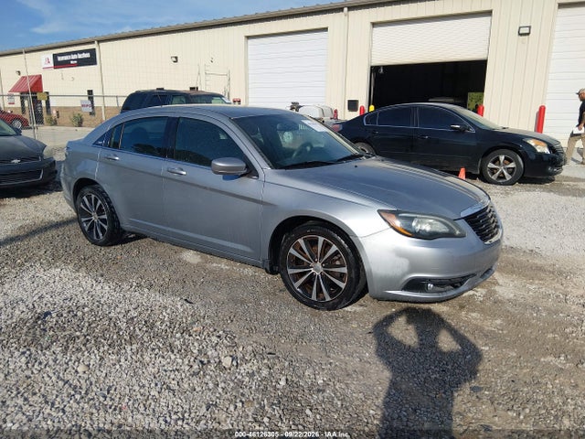 Aukcja sprzedaży 2014 Chrysler 200 Touring, vin: 1C3CCBBB6EN178587, numer aukcji: 46126305