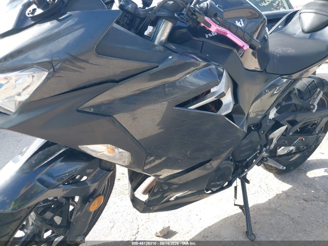 Kawasaki EX400 2022 JKAEXKH12NDAF9005 Image 13