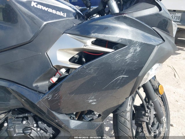 Kawasaki EX400 2022 JKAEXKH12NDAF9005 Image 14