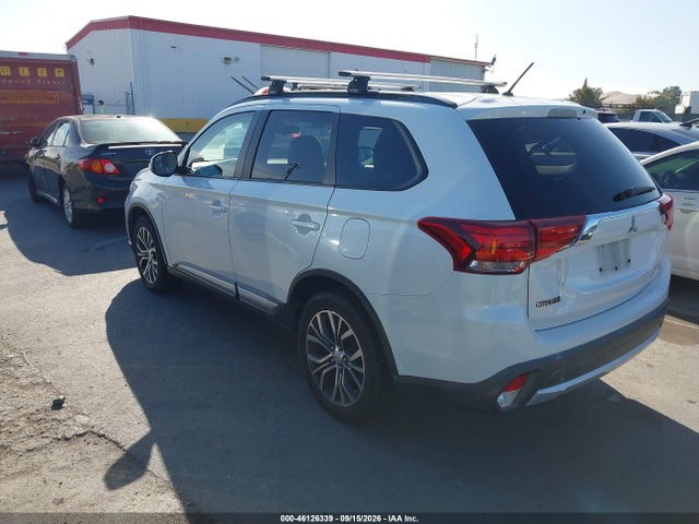 Mitsubishi Outlander Se/sel 2016 JA4AD3A34GZ028841 Image 3