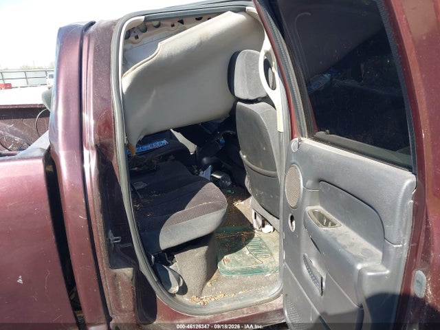 46126347 :رقم المزاد ، 3D7KR28C65G800898 vin ، 2005 Dodge Ram 2500 St/slt مزاد بيع