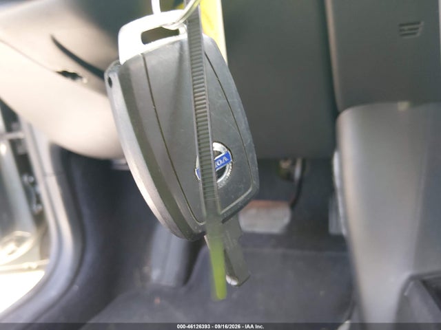 46126393 :رقم المزاد ، YV1672MK9C2277827 vin ، 2012 Volvo C30 T5 مزاد بيع