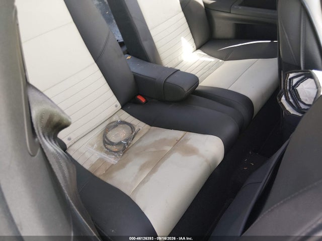 46126393 :رقم المزاد ، YV1672MK9C2277827 vin ، 2012 Volvo C30 T5 مزاد بيع