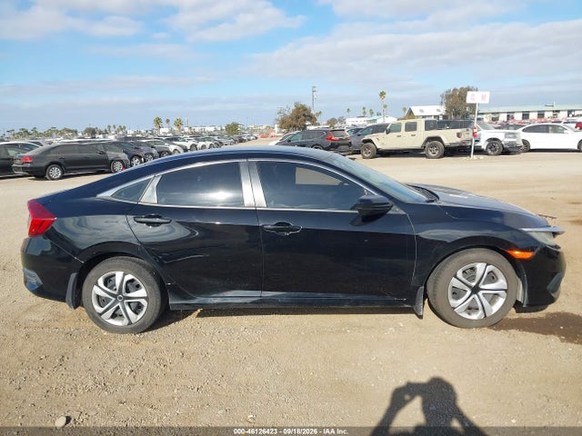 Aukcja sprzedaży 2017 Honda Civic Lx, vin: 2HGFC2F51HH576575, numer aukcji: 46126423