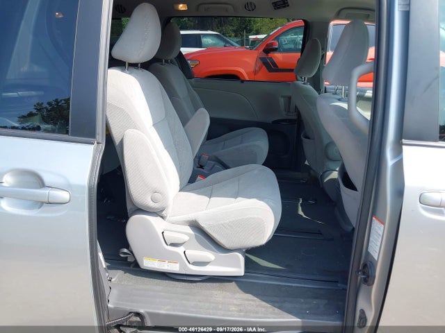 Aukcja sprzedaży 2019 Toyota Sienna Le 7 Passenger, vin: 5TDJZ3DC9KS225565, numer aukcji: 46126429