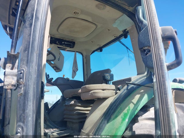46126451 :رقم المزاد ، 1RW8295RAFP104251 vin ، 2015 John Deere 8295r Tractor مزاد بيع