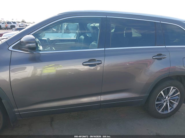 Toyota Highlander Xle 2017 5TDJZRFH7HS508633 Image 14