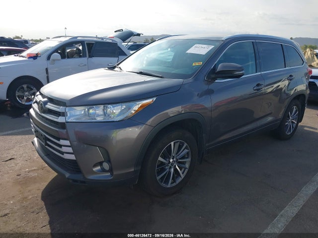 Toyota Highlander Xle 2017 5TDJZRFH7HS508633 Image 2
