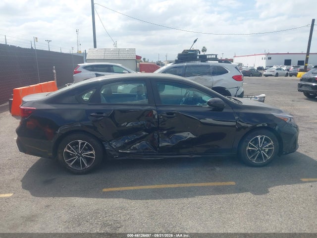 2023 Kia Forte Lxs მანქანა იყიდება აუქციონზე, vin: 3KPF24AD2PE676156, აუქციონის ნომერი: 46126497