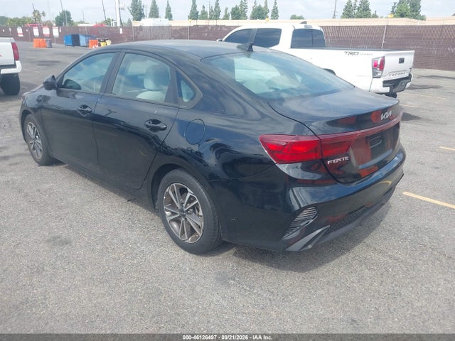 2023 Kia Forte Lxs მანქანა იყიდება აუქციონზე, vin: 3KPF24AD2PE676156, აუქციონის ნომერი: 46126497