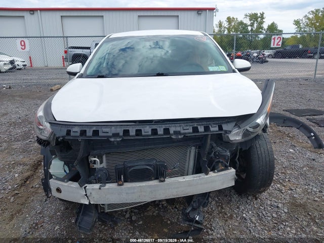 2017 Kia Niro Fe მანქანა იყიდება აუქციონზე, vin: KNDCB3LC0H5081238, აუქციონის ნომერი: 46126517