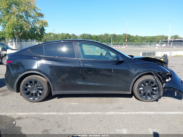 7SAYGAEE0RF069944 Tesla Model Y Long Range Dual Motor All-wheel Drive