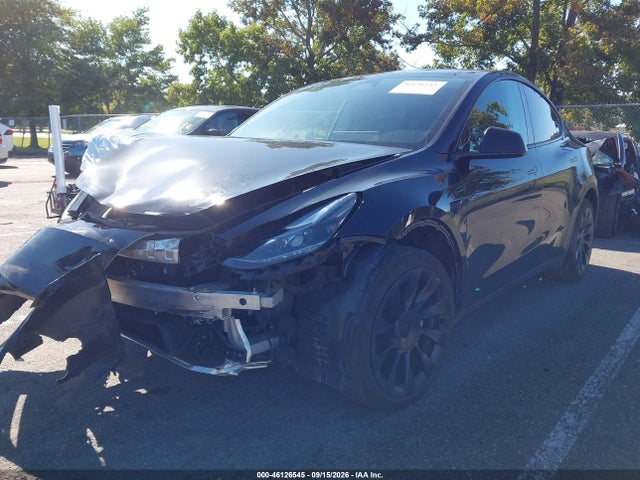 7SAYGAEE0RF069944 Tesla Model Y Long Range Dual Motor All-wheel Drive