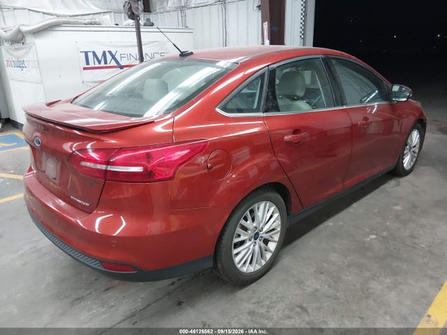 Ford Focus Titanium 2018 1FADP3J25JL281006 Image 4