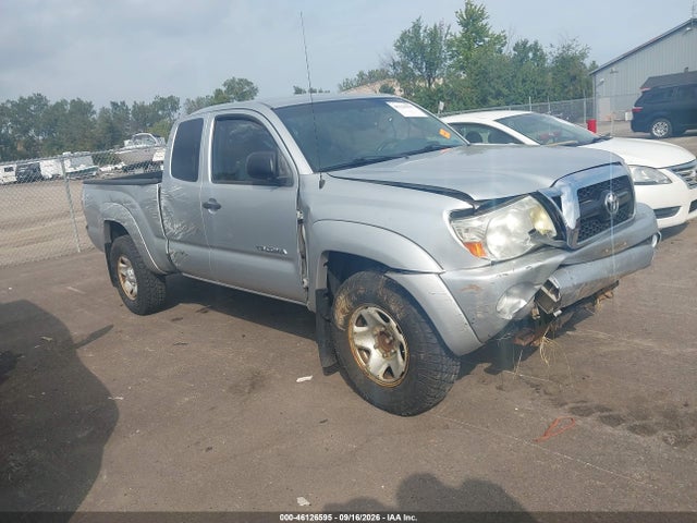 46126595 :رقم المزاد ، 5TFTU4GN3BX010770 vin ، 2011 Toyota Tacoma Prerunner V6 مزاد بيع