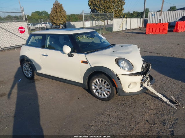46126608 :رقم المزاد ، WMWXM5C56F3A58936 vin ، 2015 Mini Hardtop Cooper مزاد بيع