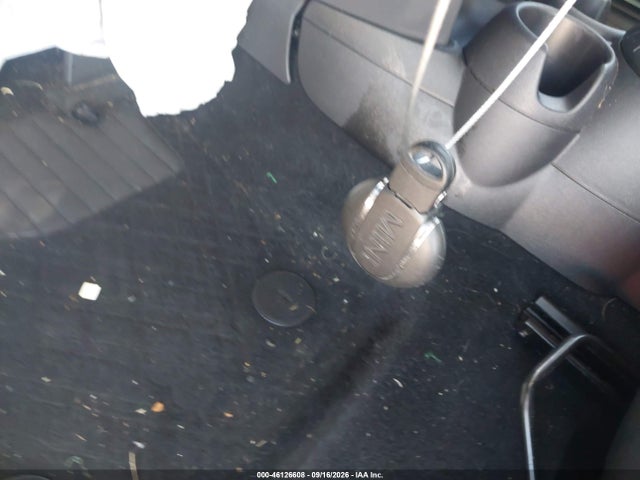 Продаж на аукціоні авто 2015 Mini Hardtop Cooper, vin: WMWXM5C56F3A58936, номер лоту: 46126608