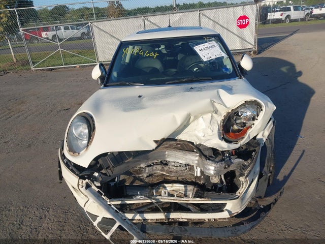 Продаж на аукціоні авто 2015 Mini Hardtop Cooper, vin: WMWXM5C56F3A58936, номер лоту: 46126608