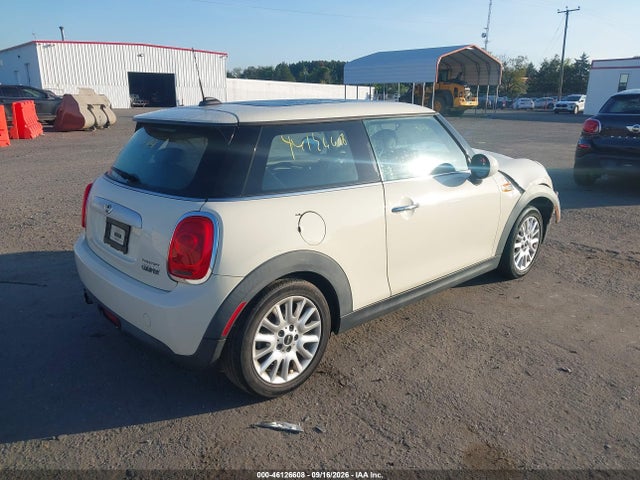 Продаж на аукціоні авто 2015 Mini Hardtop Cooper, vin: WMWXM5C56F3A58936, номер лоту: 46126608