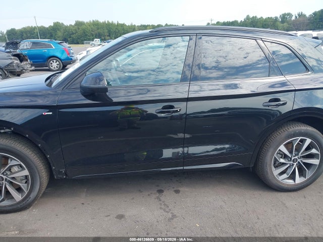 Продажа на аукционе авто 2024 Audi Q5 Premium 45 Tfsi S Line Quattro, vin: WA1GAAFYXR2114002, номер лота: 46126609