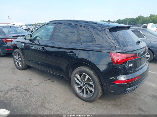 Продажа на аукционе авто 2024 Audi Q5 Premium 45 Tfsi S Line Quattro, vin: WA1GAAFYXR2114002, номер лота: 46126609