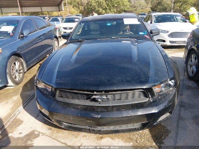 2012 Ford Mustang V6 Premium მანქანა იყიდება აუქციონზე, vin: 1ZVBP8AM2C5210799, აუქციონის ნომერი: 46126647